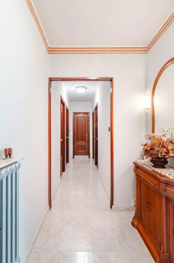 Casa adosada en venda en Langreo amb Calefacció, Terrassa i Traster