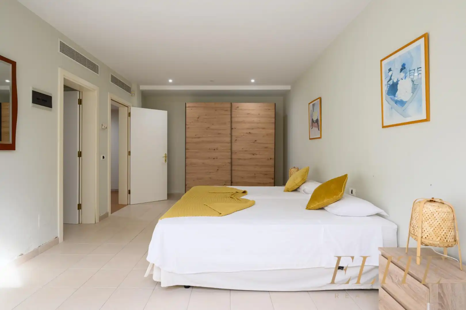Dormitori de Casa o xalet en venda en San Bartolomé de Tirajana amb Jardí privat, Terrassa i Piscina