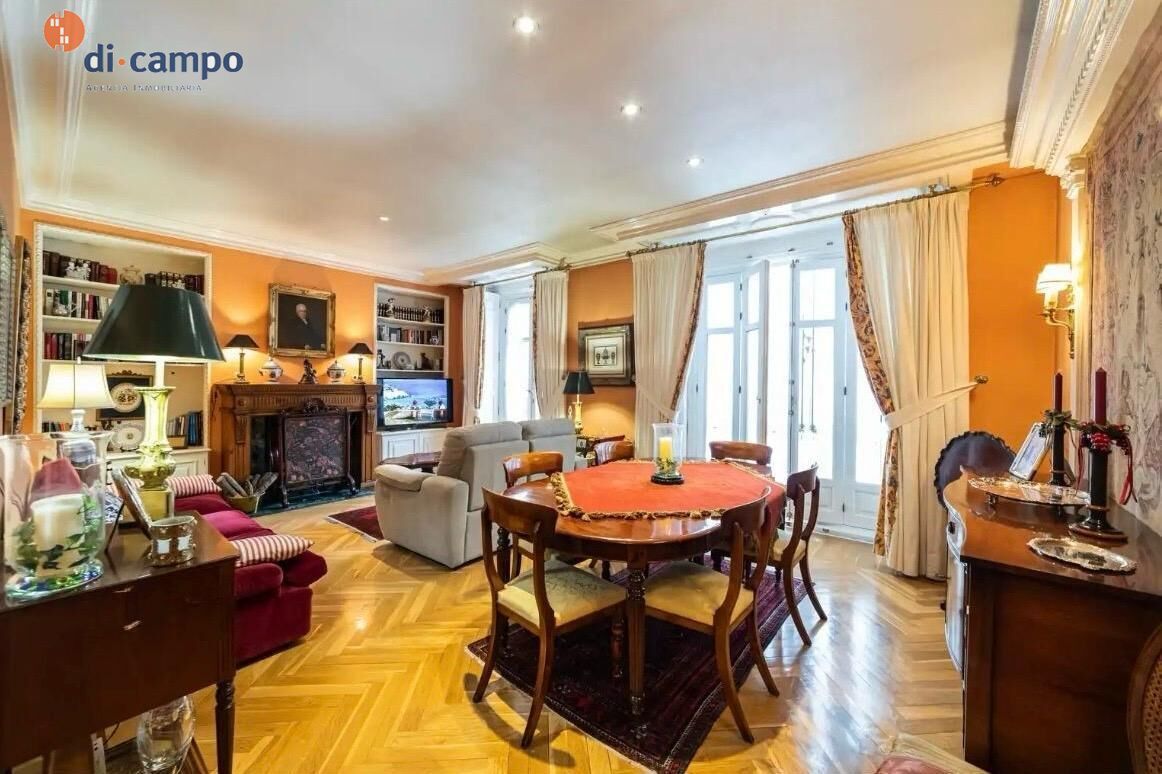 Comedor de Piso de alquiler en Valladolid Capital con Calefacción y Amueblado