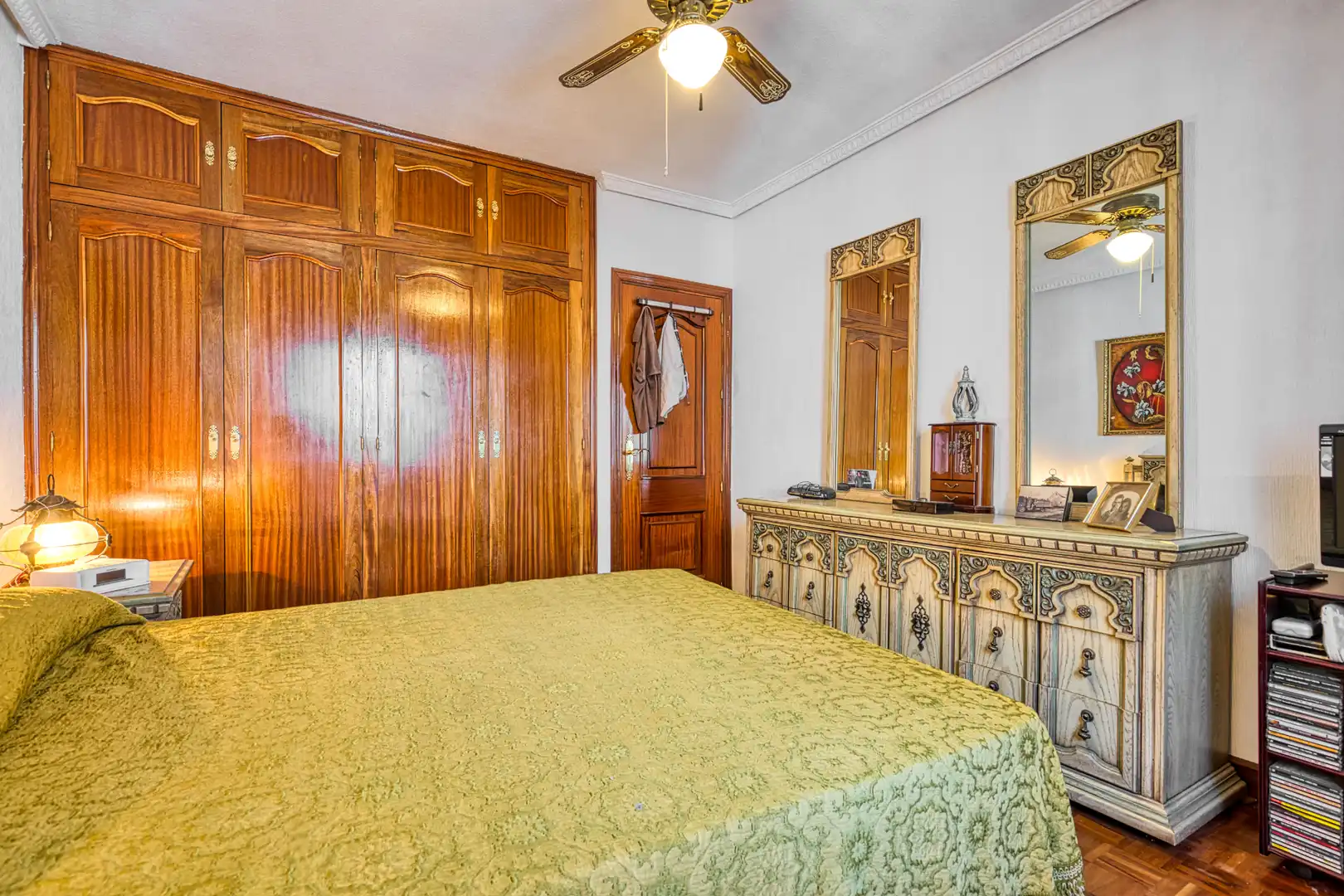 Bedroom of Flat for sale in Madrid  with Heating and Storage room