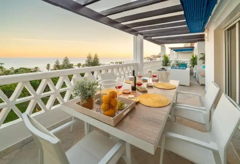 Penthouse mit Terrasse zur Miete in Nueva Andalucía, imagen 39