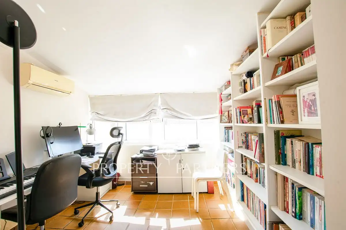 Habitación de Casa adosada en venta en Rocafort con Aire acondicionado, Calefacción y Piscina