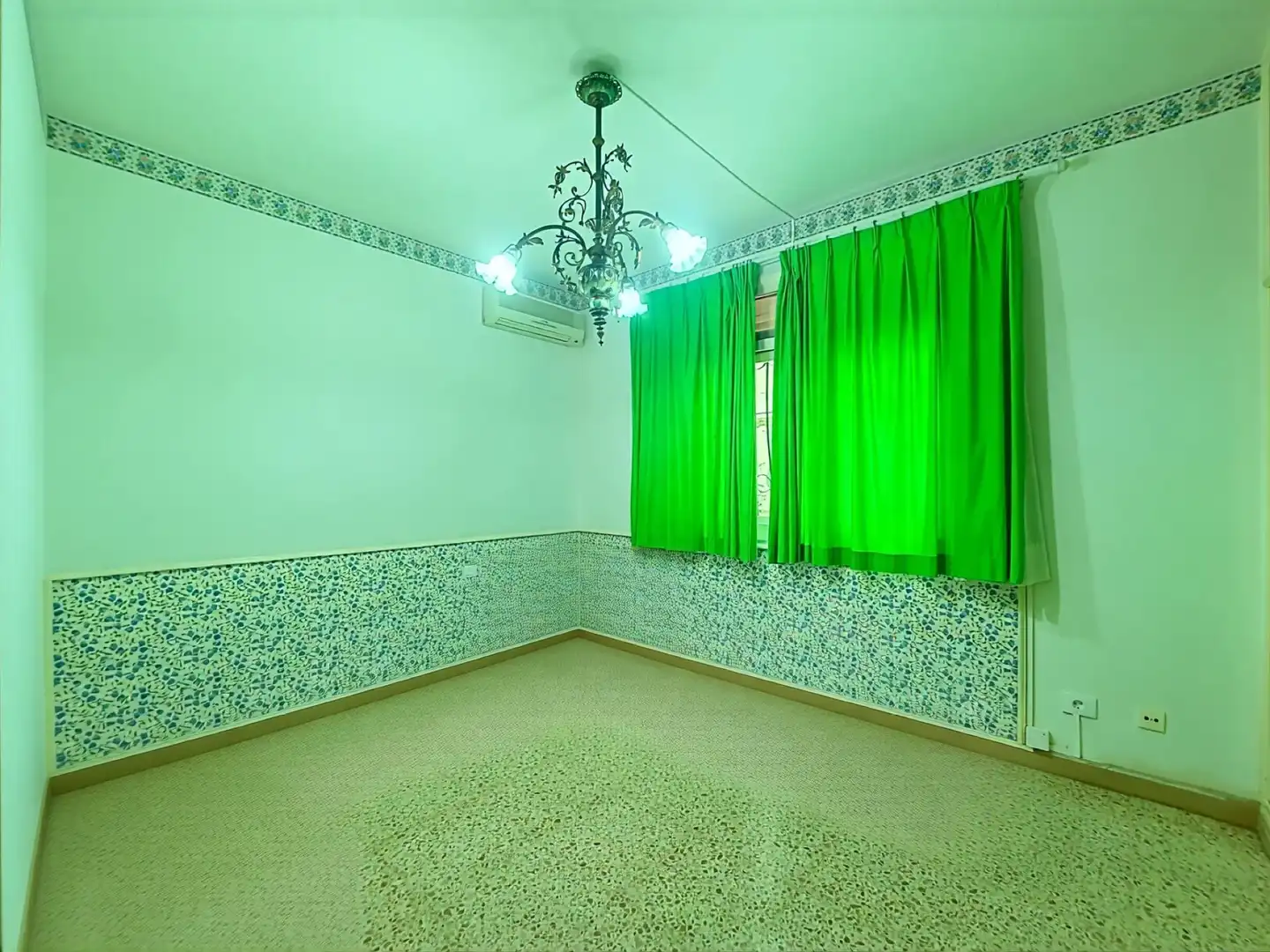 Dormitori de Casa o xalet en venda en Las Palmas de Gran Canaria amb Aire condicionat, Jardí privat i Balcó