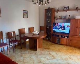Sala d'estar de Pis en venda en  Barcelona Capital amb Moblat, Forn i Balcó
