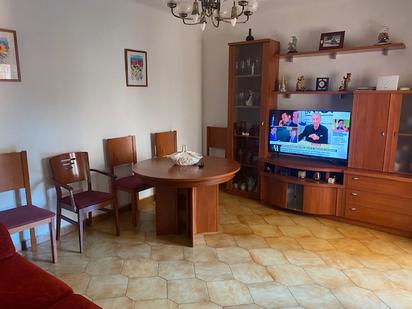 Living room of Flat for sale in  Barcelona Capital  with Furnished, Oven and Balcony