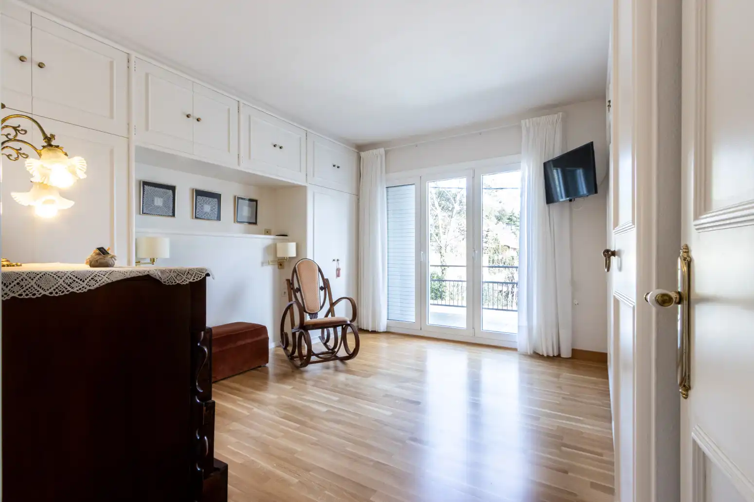 Sala de estar de Casa o chalet en venta en Matadepera con Calefacción, Jardín privado y Parquet
