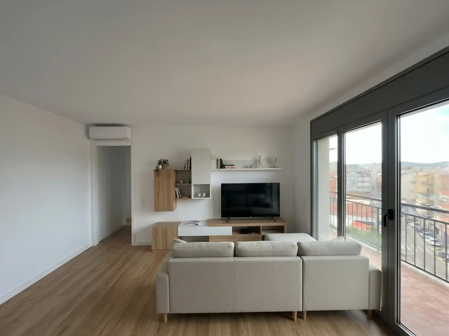 Living room of Flat for sale in Els Pins