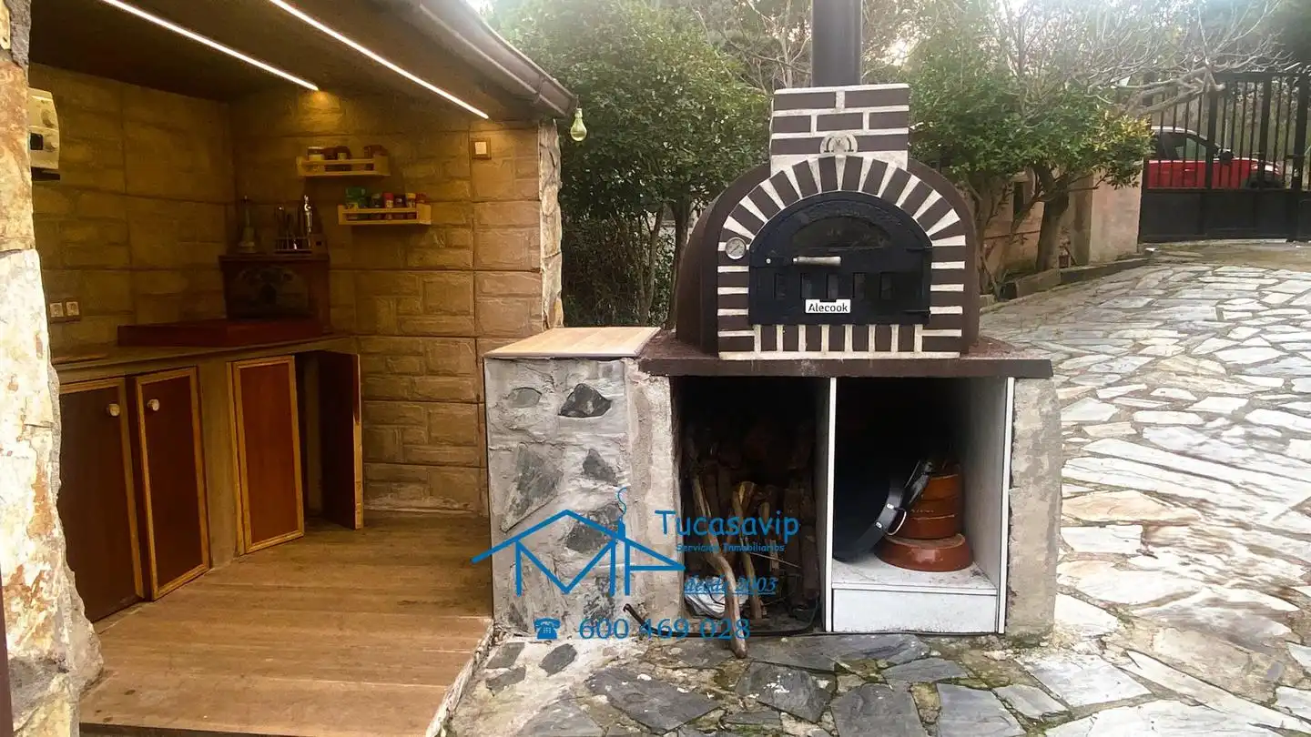 Houses for sale in El Tiemblo