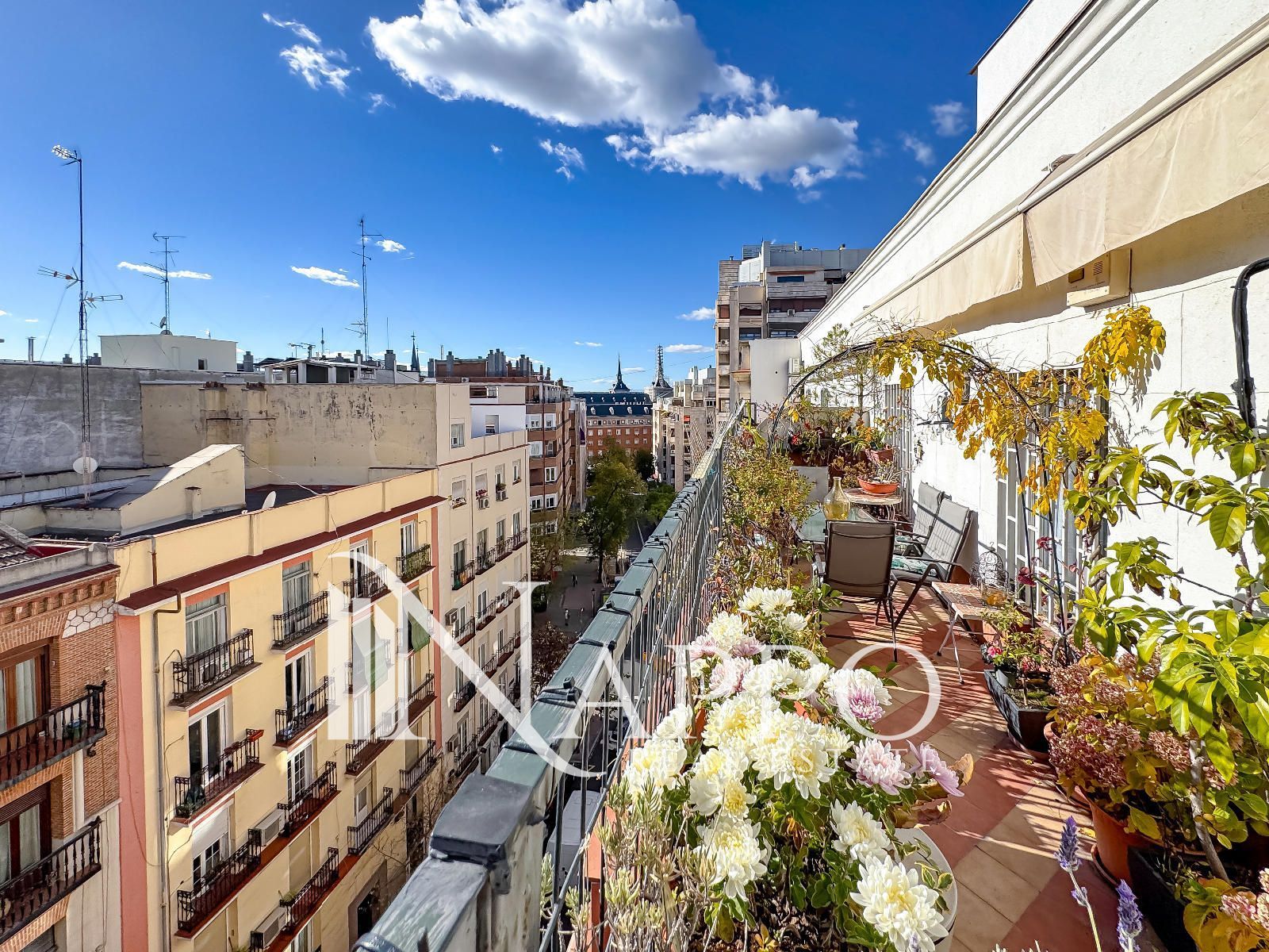 Terrace of Attic for sale in  Madrid Capital  with Air Conditioner, Heating and Parquet flooring