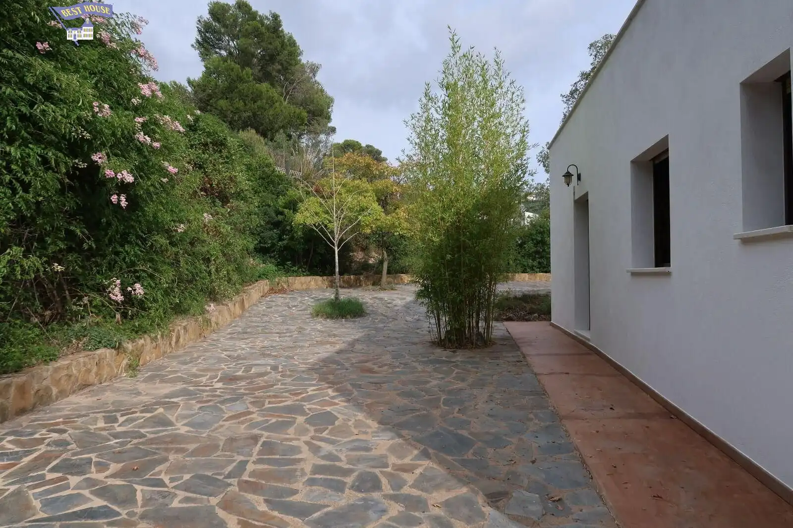 Xalet amb terrassa de lloguer a Vallirana, imagen 4