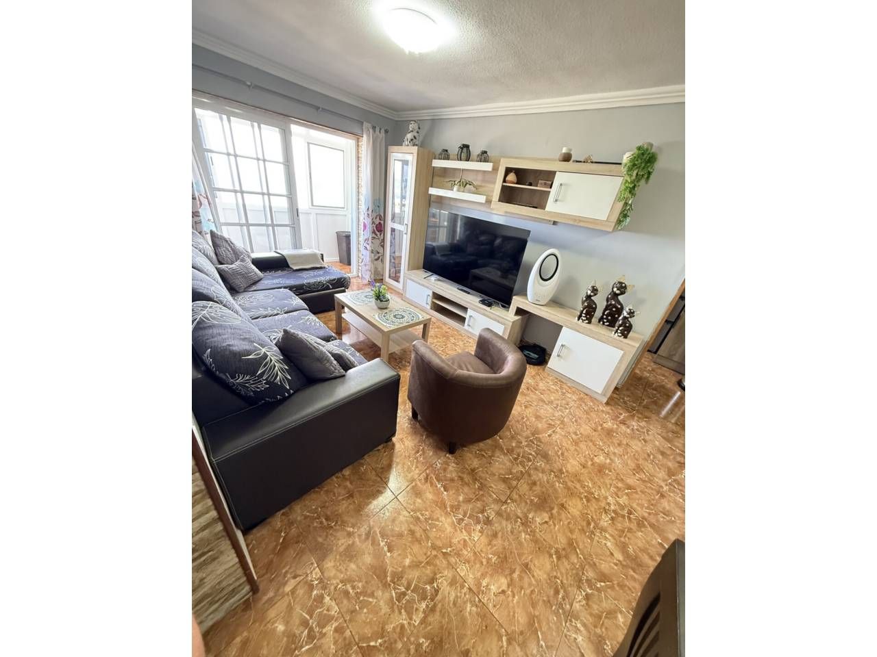 Living room of Flat for sale in  Santa Cruz de Tenerife Capital  with Furnished and Balcony