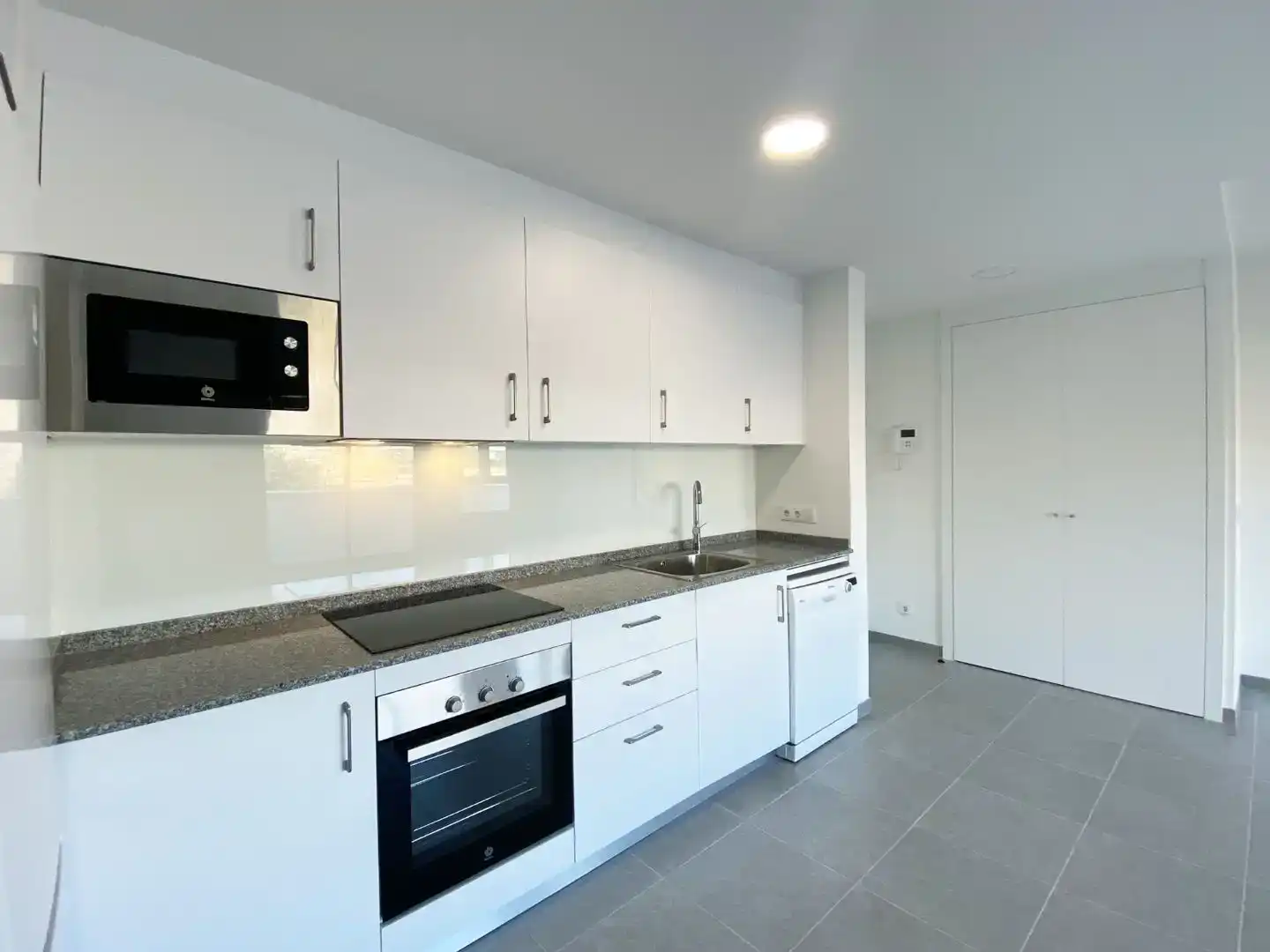 Küche von Wohnung zur Miete in Málaga Capital mit Klimaanlage und Schwimmbad