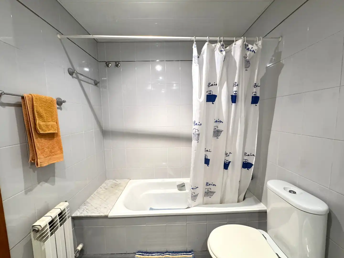 Baño de Piso en venta en Terrassa con Aire acondicionado, Calefacción y Amueblado