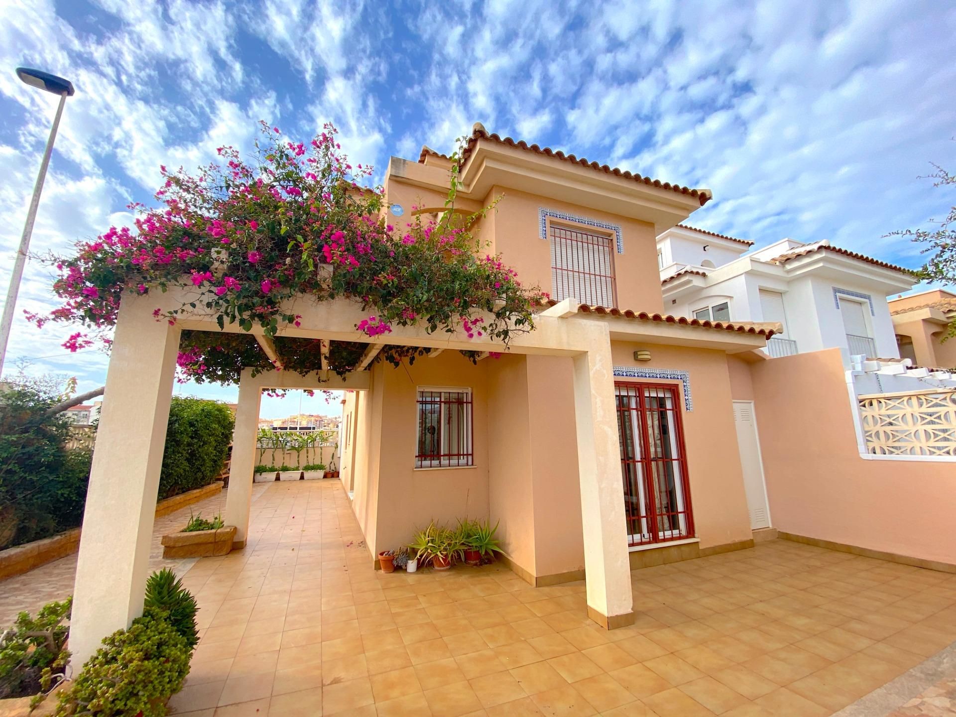 Exterior view of House or chalet for sale in Mazarrón  with Air Conditioner, Private garden and Terrace