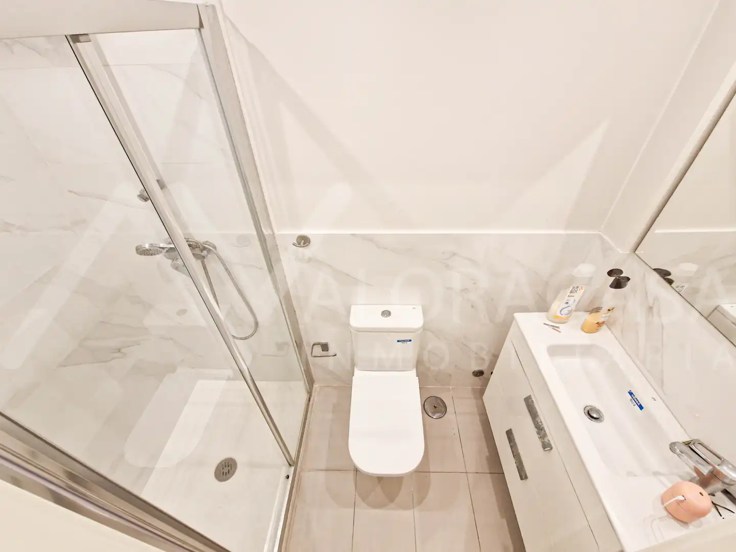 Bathroom of Flat for sale in Málaga  with Furnished