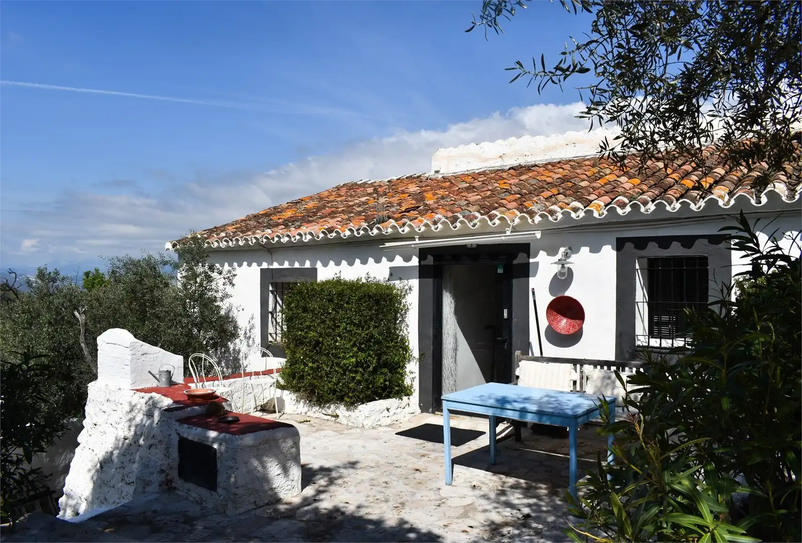 Vista exterior de Casa o xalet en venda en Arenas amb Aire condicionat, Jardí privat i Terrassa