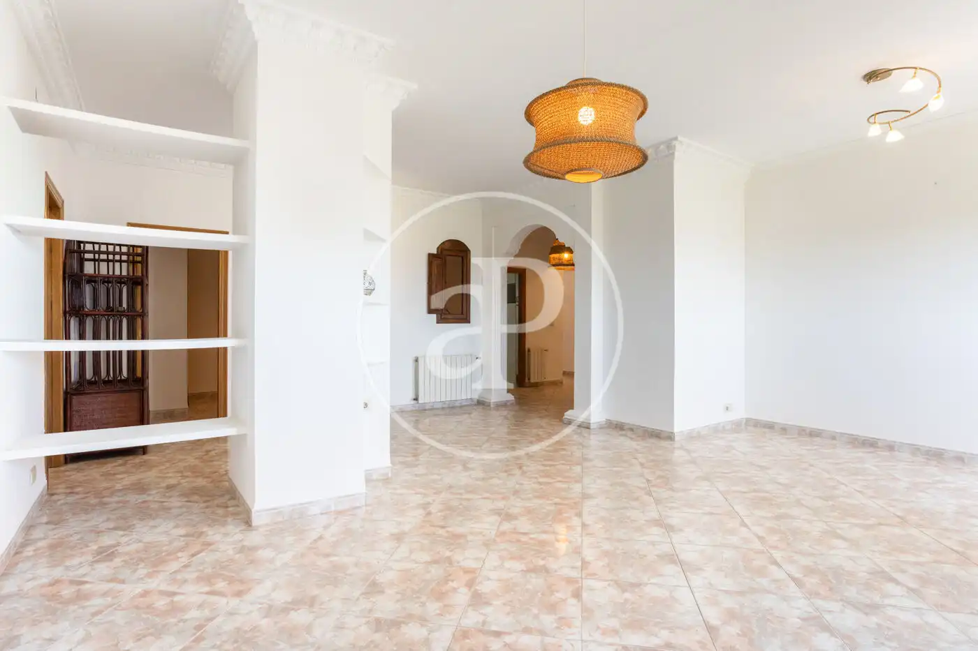 Comedor de Piso en venta en  Valencia Capital con Aire acondicionado, Calefacción y Jardín privado