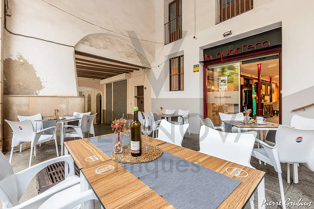 Commercial properties for rent in Falset  with Air Conditioner, Heating and Terrace