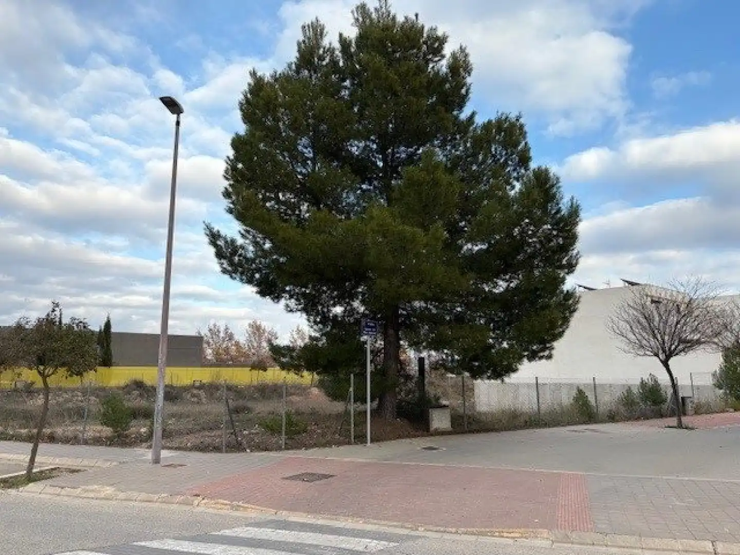 Wohnbaugrundstück zum Verkauf in Almansa, imagen 3