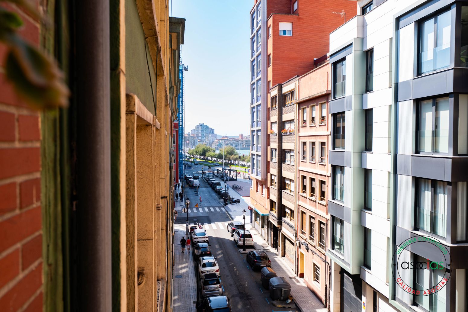 Vista exterior de Pis en venda en Gijón  amb Calefacció i Parquet