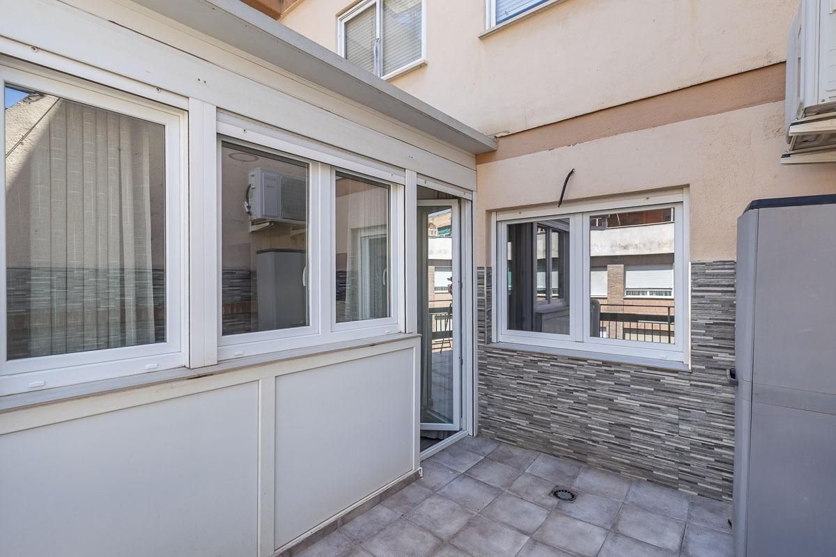 Terrace of Flat for sale in  Granada Capital  with Air Conditioner, Heating and Terrace