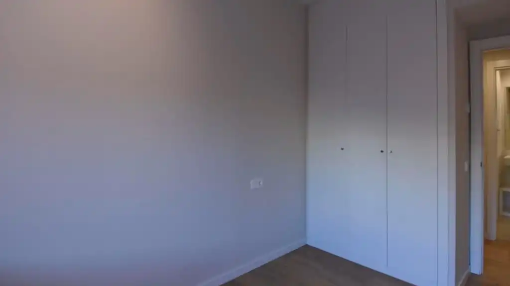 Schlafzimmer von Wohnung zur Miete in Domeny