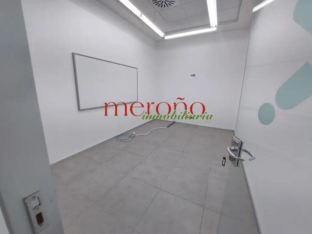 Oficina de alquiler en Elche / Elx con Aire acondicionado