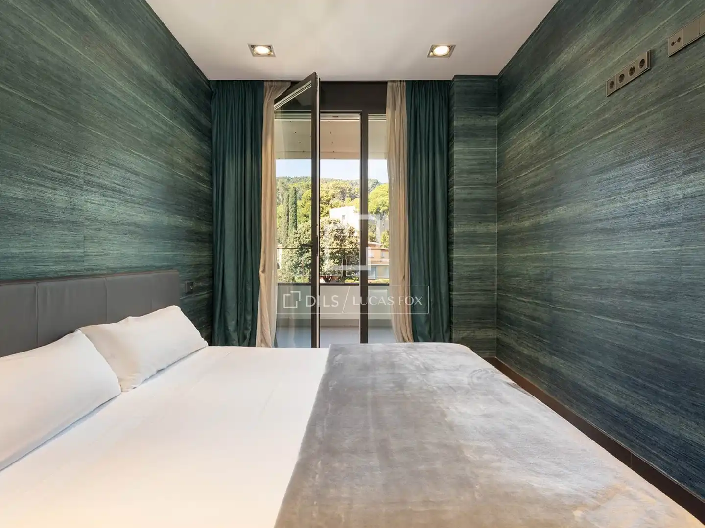 Habitación de Piso en venta en Barcelona con Aire acondicionado, Calefacción y Terraza
