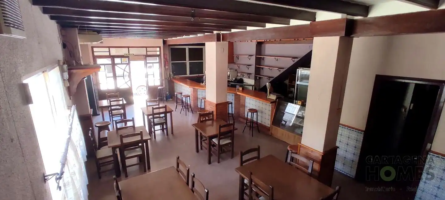 Commercial properties for rent in Cartagena  with Air Conditioner and Furnished