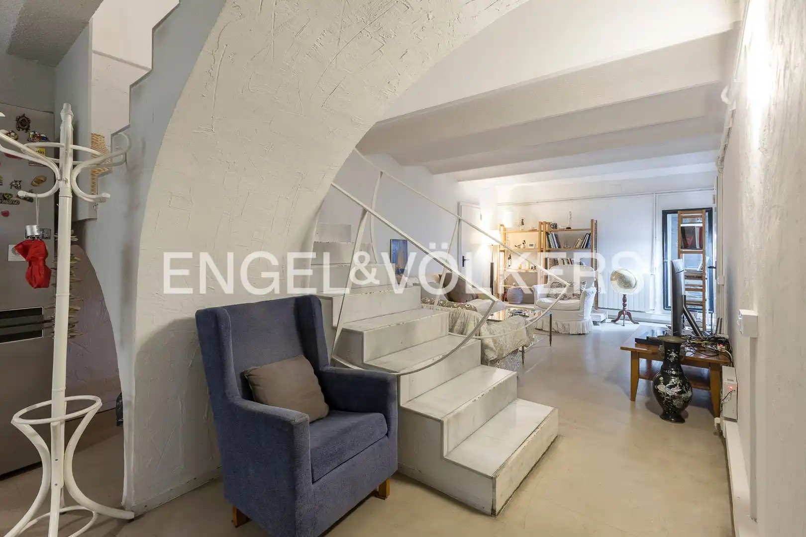 Dúplex en venta en Barcelona con Calefacción, Terraza y Trastero