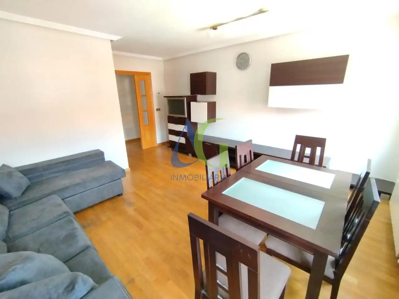Vista exterior de Dúplex en venta en Villaquilambre con Calefacción y Trastero