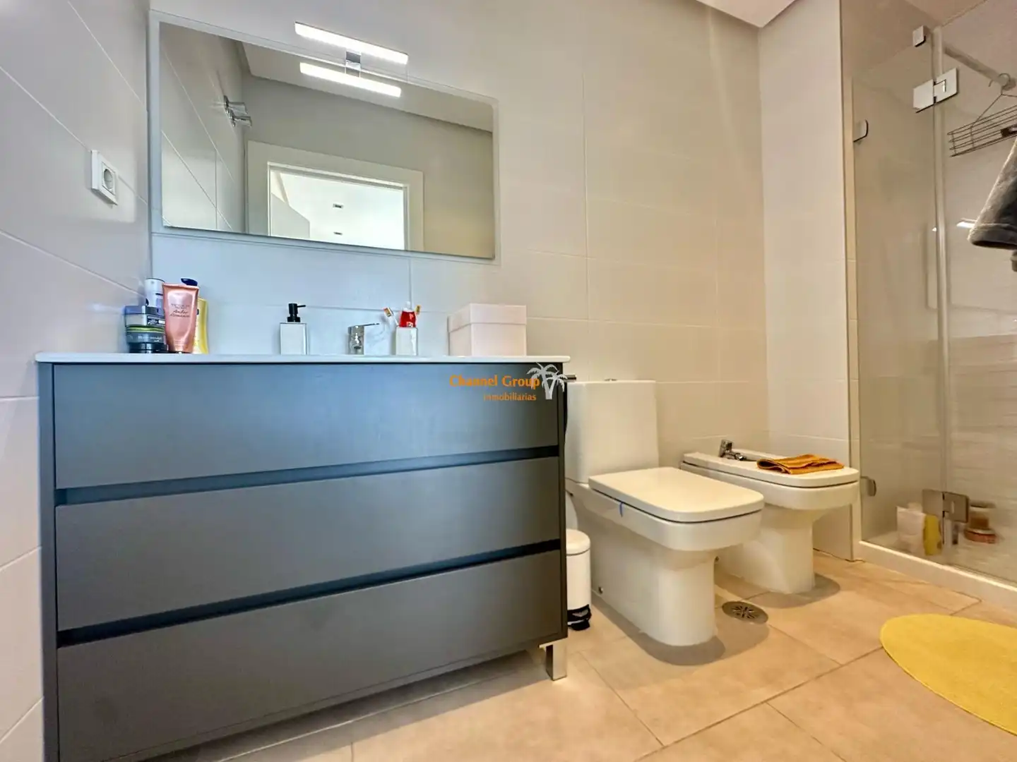 Bathroom of Apartments for rent in Elche / Elx  with Terrace, Storage room and Furnished
