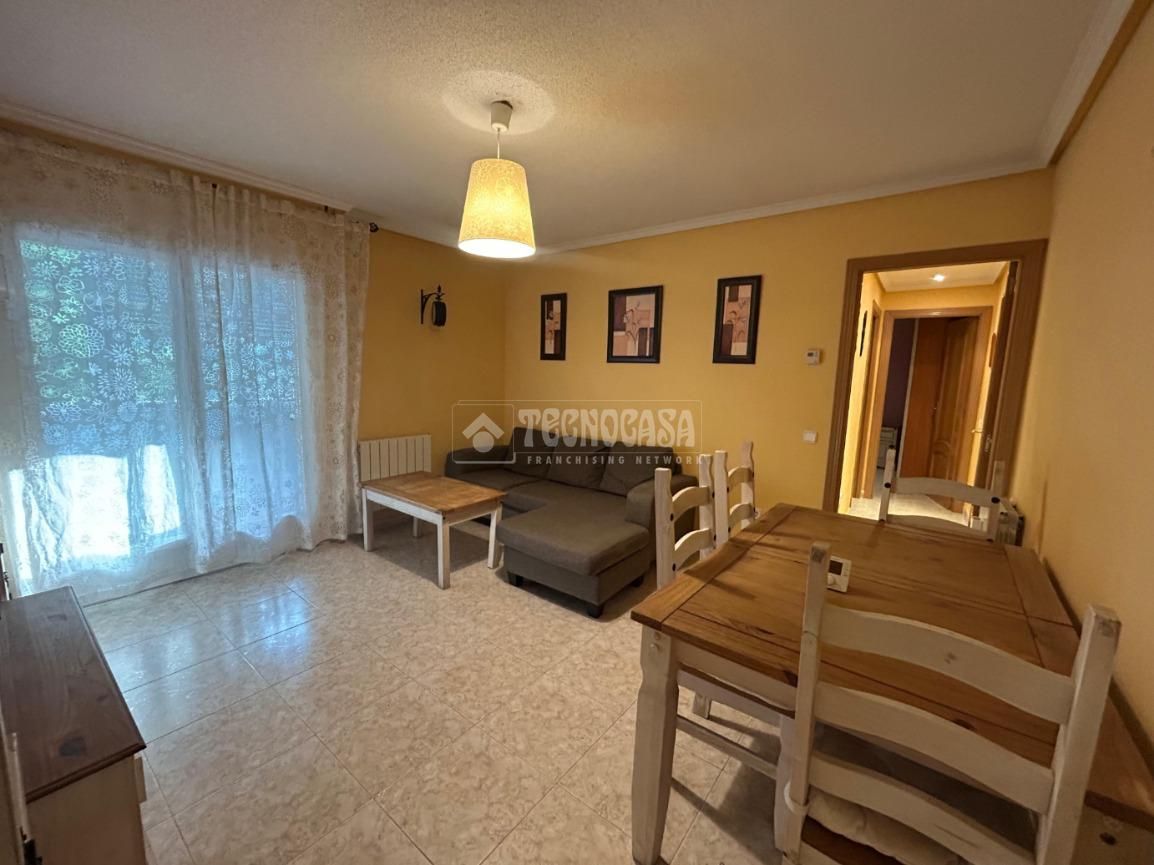 Living room of Flat for sale in  Madrid Capital  with Heating and Terrace