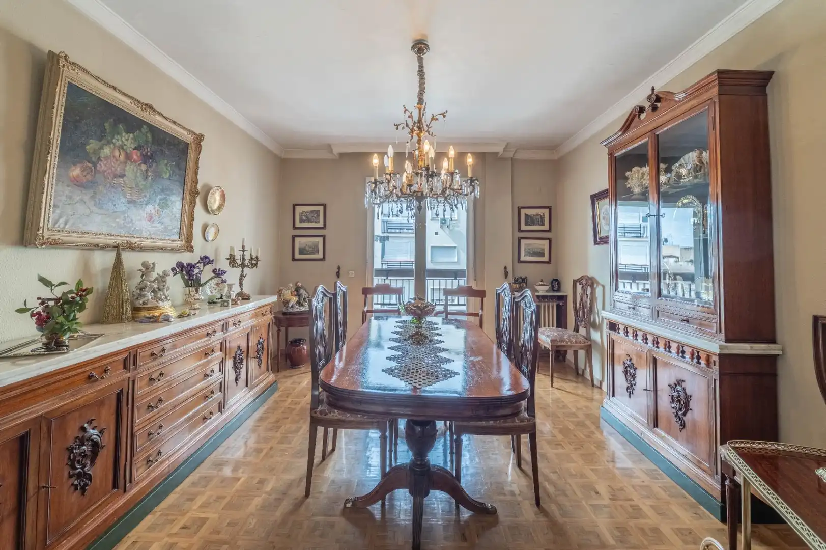 Comedor de Piso en venta en Granada con Terraza, Trastero y Balcón
