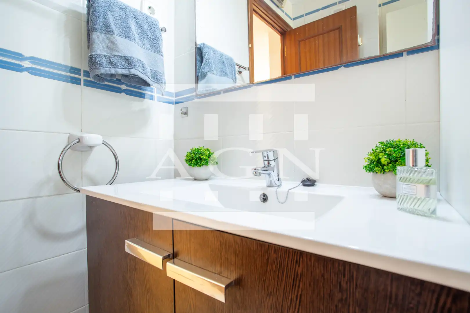 Bathroom of Flat for sale in Mont-roig del Camp  with Terrace, Furnished and Oven