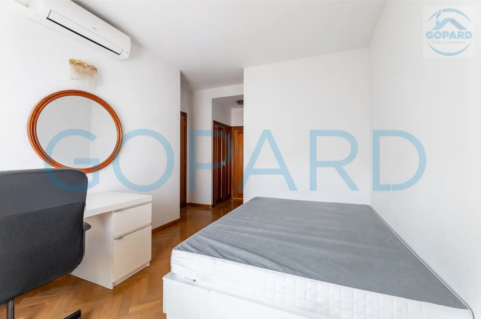 Schlafzimmer von Wohnung zum Verkauf in Madrid mit Klimaanlage, Heizung und Parkett