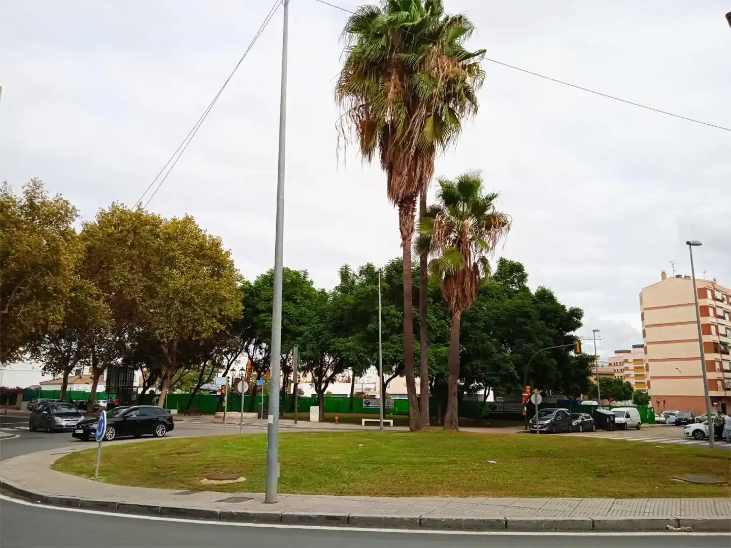 Außenansicht von Geschaftsraum zur Miete in Huelva mit Klimaanlage