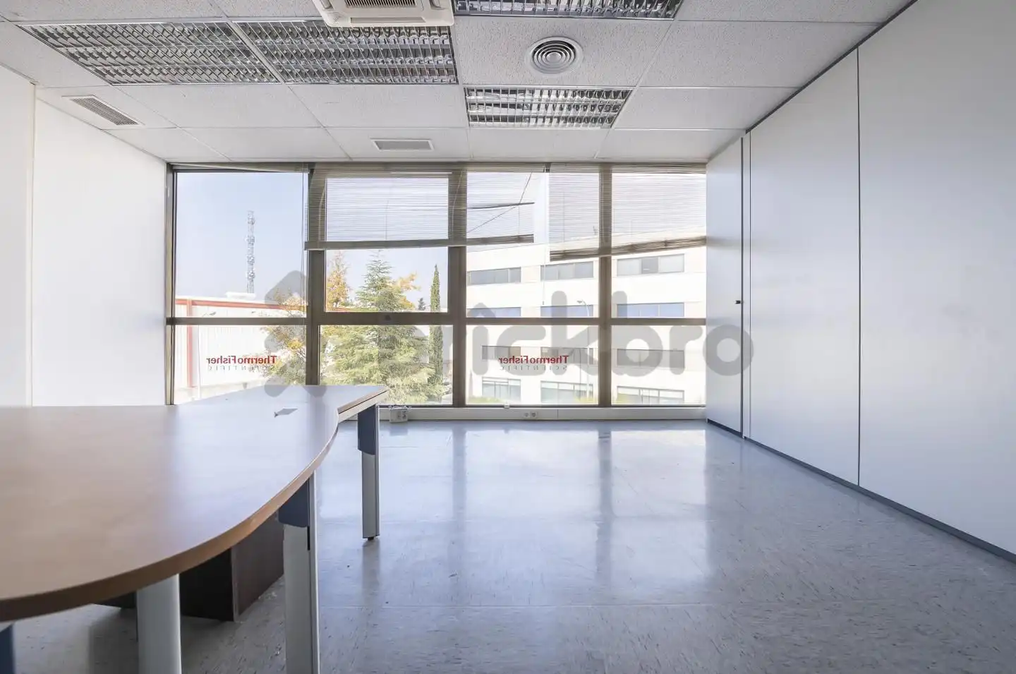 Oficina en venta en De Valdelaparra, Zona Industrial