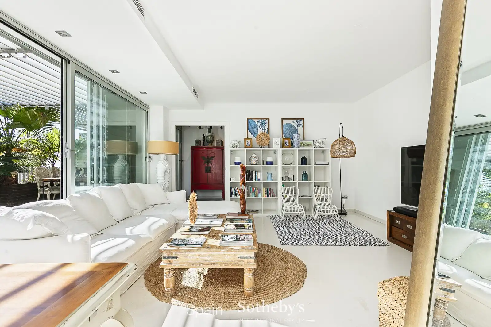 Wohnzimmer von Wohnungen zum Verkauf in Sant Pere de Ribes mit Klimaanlage, Privatgarten und Terrasse