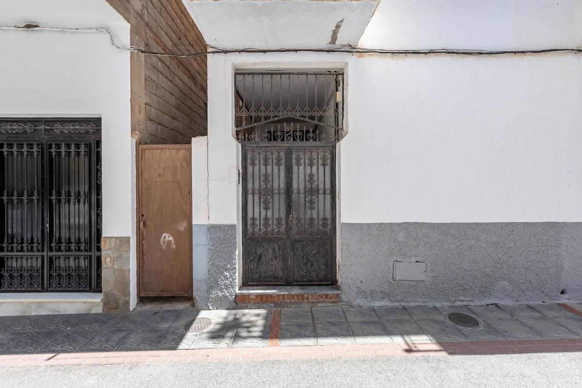 Exterior view of Flat for sale in Cádiar  with Private garden, Terrace and Balcony