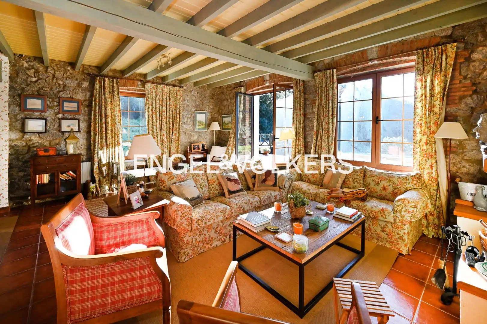Sala de estar de Finca rústica en venta en Voto con Calefacción, Jardín privado y Terraza