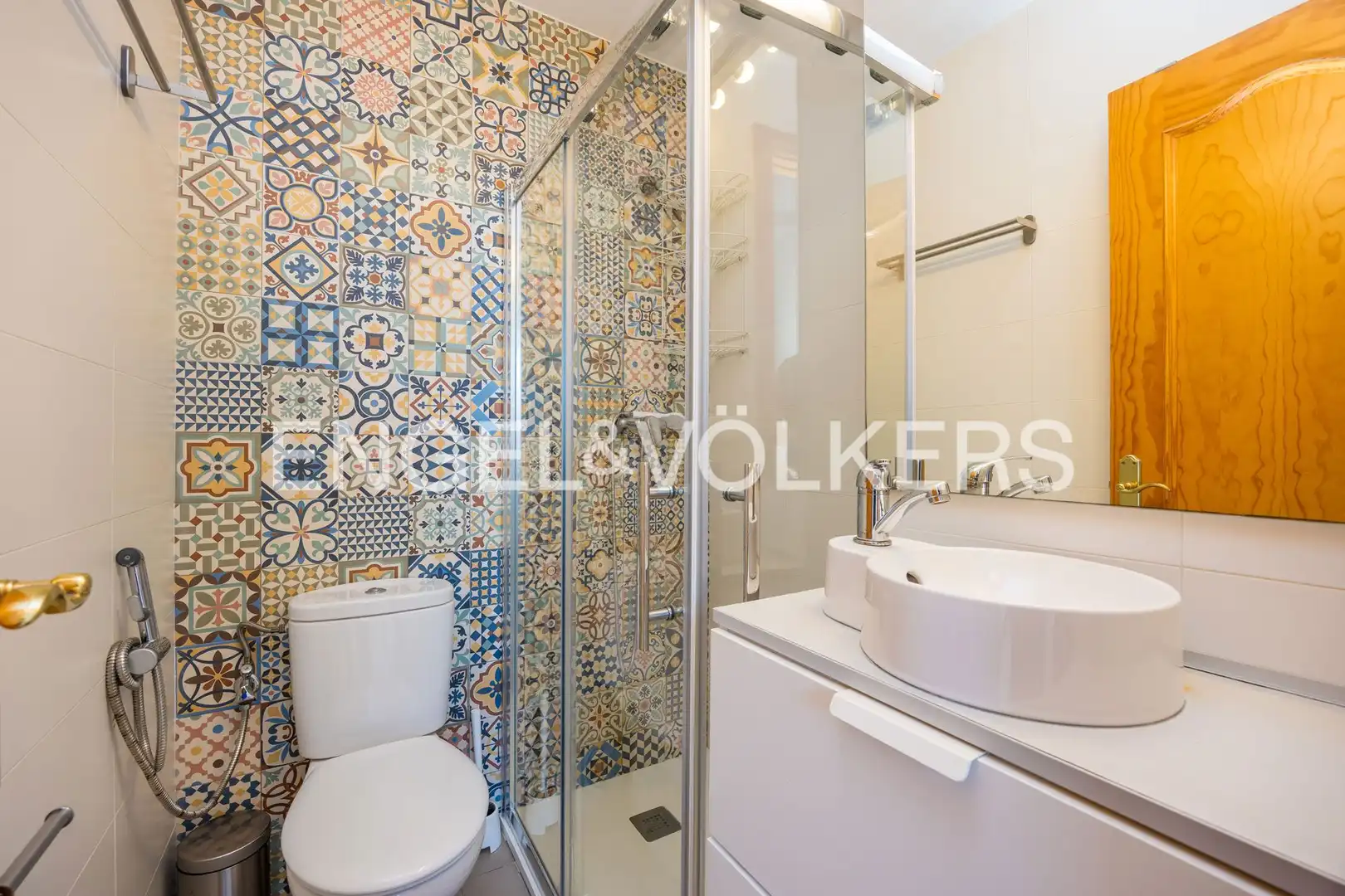 Bathroom of Attic for sale in Conil de la Frontera  with Air Conditioner, Heating and Terrace