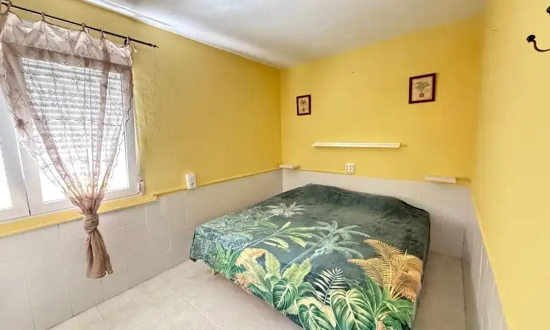 Dormitori de Casa o xalet en venda en Pilar de la Horadada amb Traster i Piscina