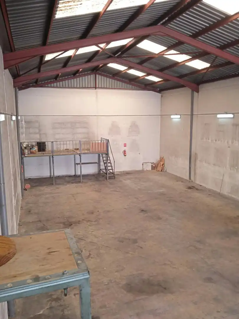 Industrial building for sale in Catarroja