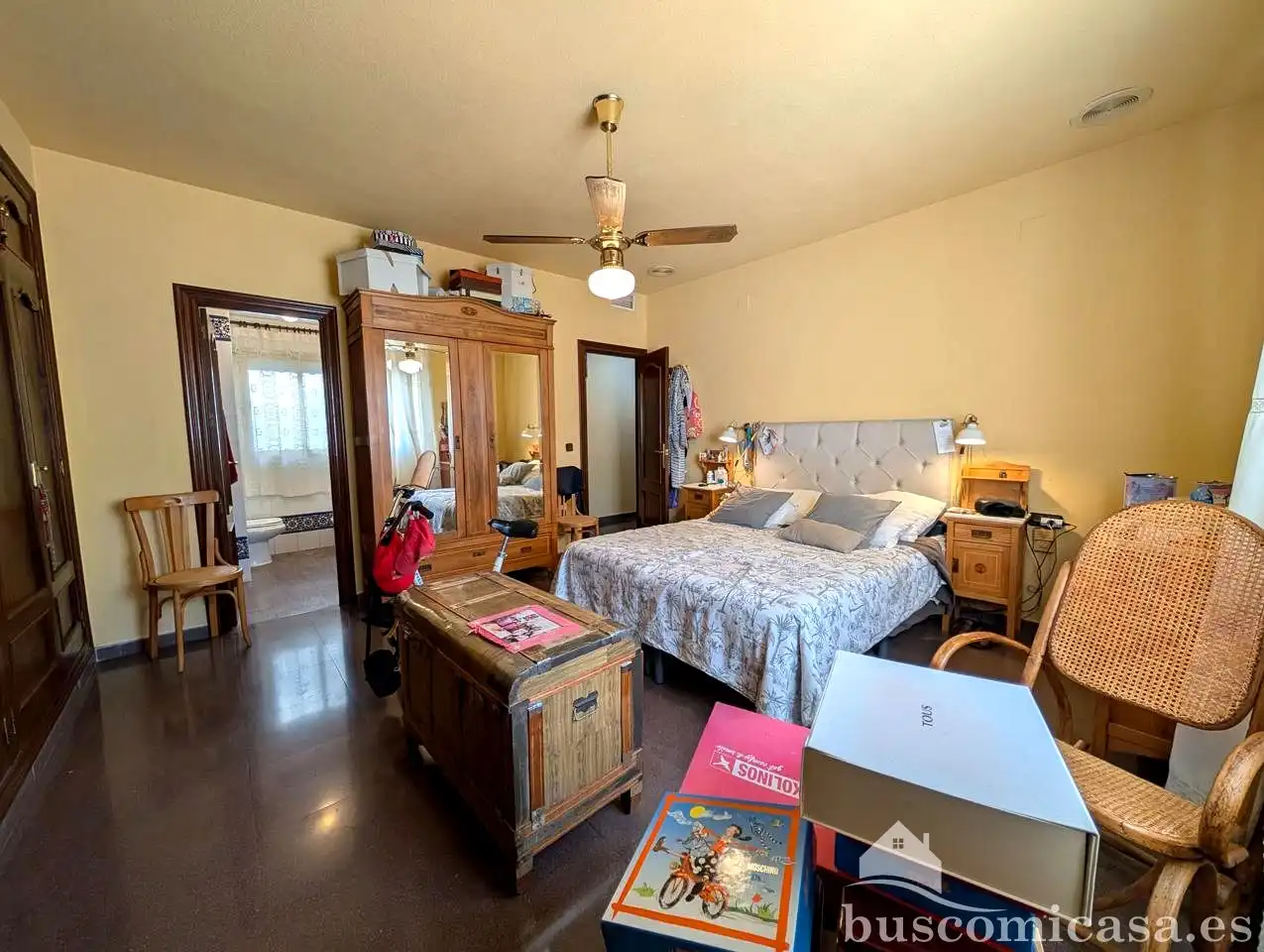 Habitación de Dúplex en venta en Linares con Aire acondicionado, Terraza y Trastero