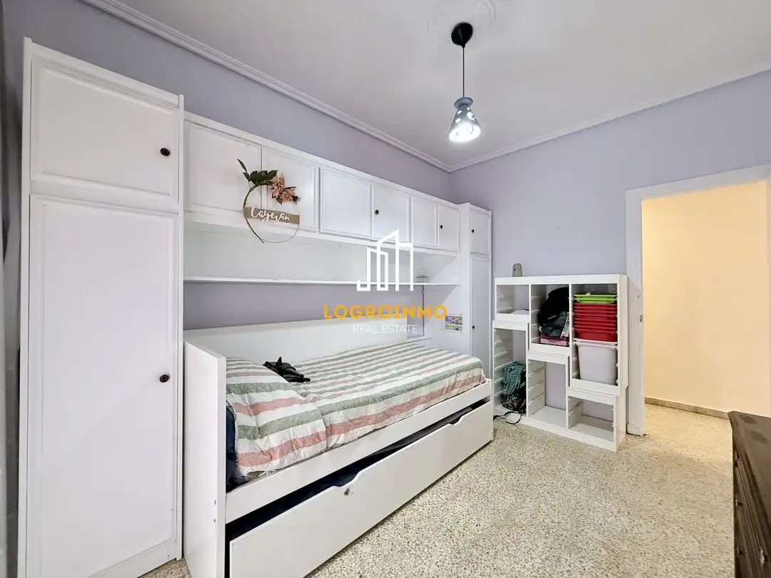 Bedroom of Flat for sale in  Logroño  with Heating and Terrace