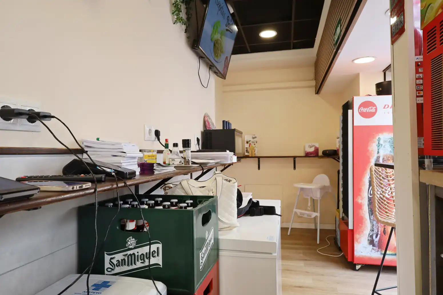 Business premises for transfer in La Carihuela - CALLE CARMEN, imagen 3