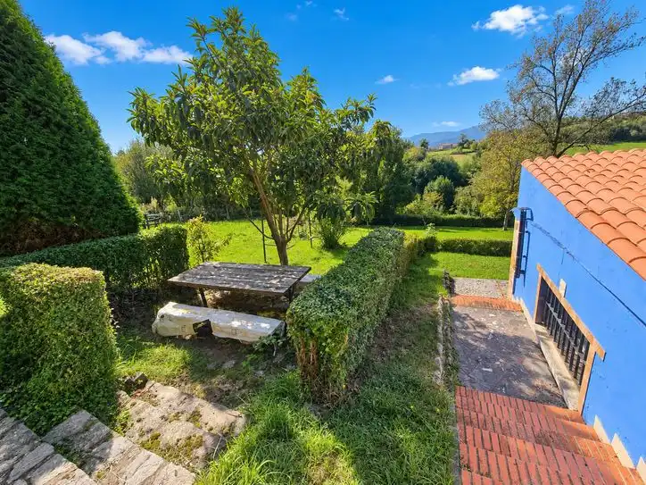 Jardí de Casa o xalet en venda en La Pola Siero
