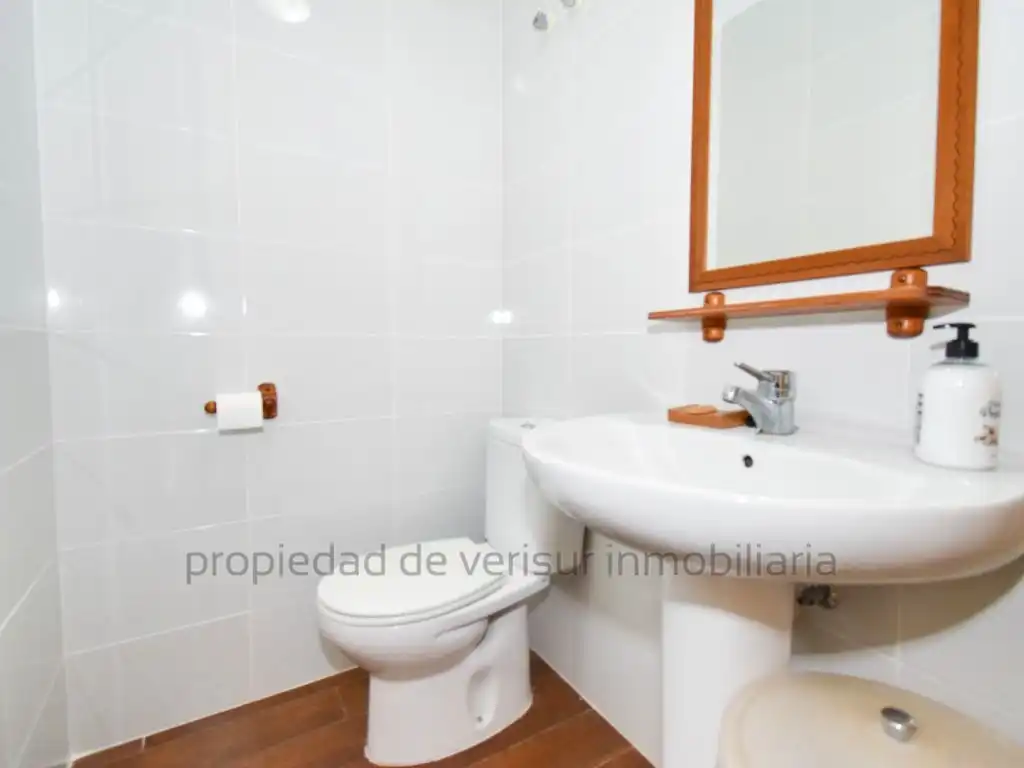 Bathroom of Duplexes for rent in Águilas  with Air Conditioner