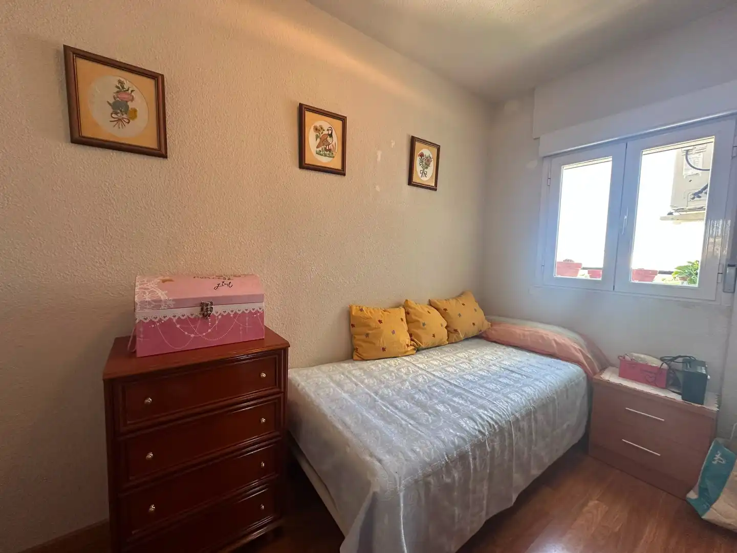 Bedroom of Flat for sale in Madrid  with Air Conditioner and Heating